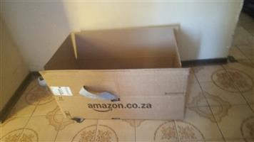 Very large cartoon  box 70X30x40 cm to store all your things