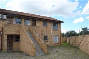Townhouse For Sale in Riversdale