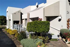House For Sale in Hartenbos Central