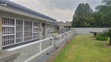 Modern 4-Bedroom Family Home with pool and entertainment area – Erf Size 991m²