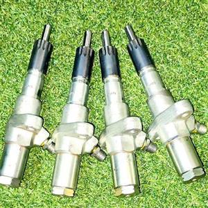HINO TRUCK DIESEL INJECTORS 