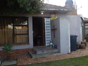 4 Bedroom House for Sale in Labiance Bellville