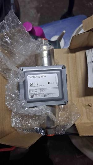 Pressure switch