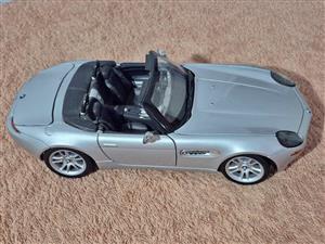 Maisto BMW Z8 die-cast model car