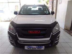 2017 ISUZU KB250 DMAX 4X2 DOUBLE CAB MANUAL  TOWBAR SIDE STEP LIGHT PROTECTOR FOG LIGHTS BONNET