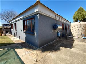 Charming 3-Bedroom Home Perfect for Family Living