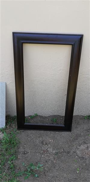 Picture frames, 2 Brown and 3 white