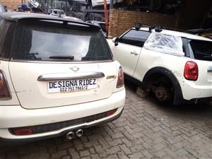 MINI COOPER R56/R57s F54/F55/F56s STRIPPING FOR SPARES B38/B48