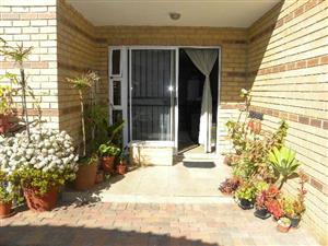 STUNNING 2 BEDROOM, 2 BATHROOM APARTMENT IN MONTANA NEAR THE HOSPITAL AND HIGH SCHOOL