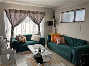 House For Sale in Stratford Green