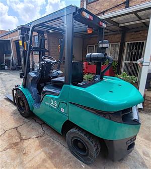 Mitsubishi 3.5t Grendia Diesel Forklift 