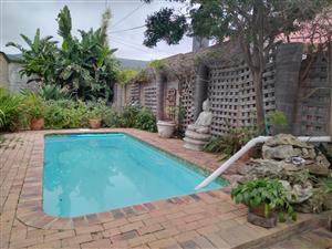 House For Sale in Paarl Central