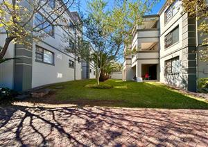 Apartment For Sale in Sunninghill