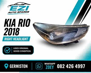 Kia Rio 2018 right headlight