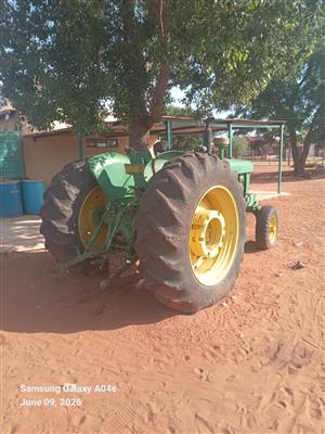 John Deere Tractor 