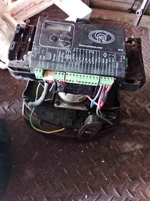 Centurion D10 gate motor
