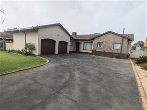 Perfect 3 Bedroom Family Home With A Potential Flatlet