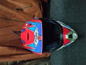 Motorcycle helmet 