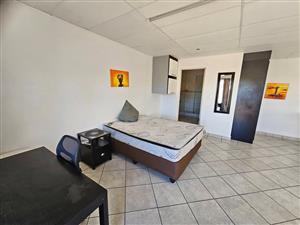1 bed 1 bath Flat/apartment