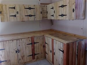 PALLETS FURNITURE AND WALL UNIT 