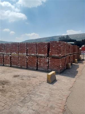 Maxi bricks and pavings bricks for sales
