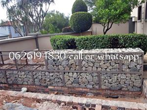 Dumprocks and crushes stones for garden 