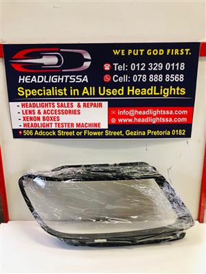 VW Tiguan right side headlight replacement lens 