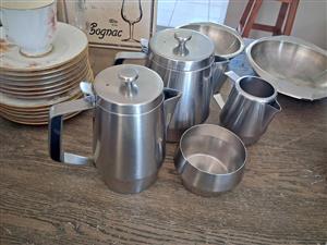 Coffee, Tea, milk, sugar