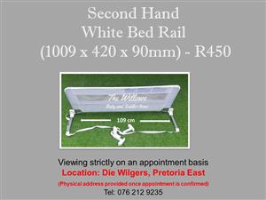 Second Hand White Bed Rail  (1009 x 420 x 90 mm)