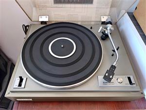 Pioneer turntable for sale