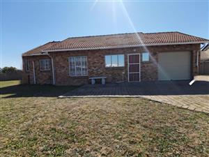 Newly renovated 3 bedroom family home in Riversdale Meyerton. Ideal for a starter family.