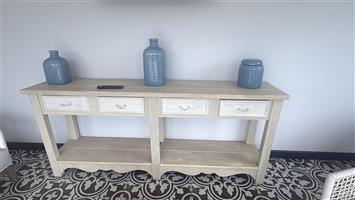 Sideboard