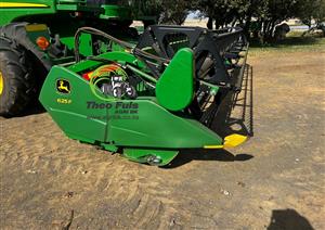 2016 John Deere 625F
