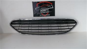 Ford Fiesta grille