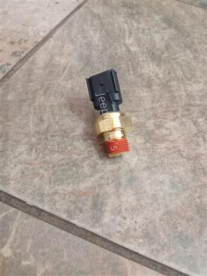 Jeep 2.4 Oil Pressure Sensors In Stock 