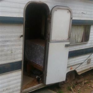 Caravan to let as room only R1200pm