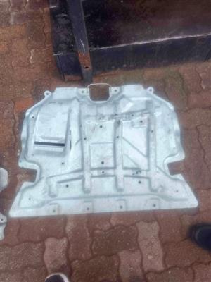 Mercedes Benz W205 AMG/ GLC engine splash cover