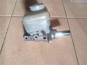Toyota quantum 2007 brake master cylinder