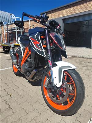 KTM 1290-R SUPER DUKE