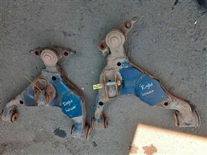 2003 up toyota Prado left n right lower control arms