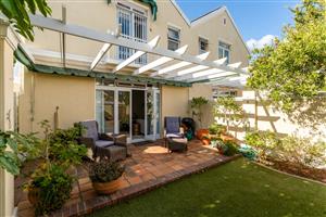 House For Sale in Plumstead