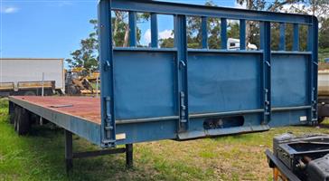 T901- 2003 M & P BODIES MESH FLATDECK TRAILER