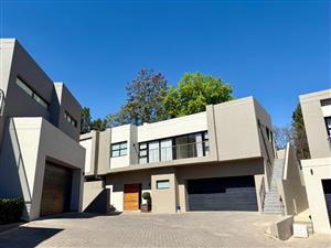 Townhouse Rental Monthly in Bryanston