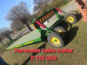Harvester table trailer