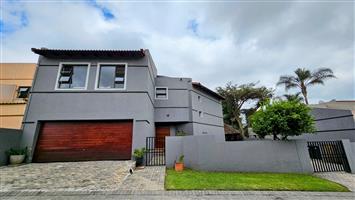 Townhouse For Sale in Jukskei Park