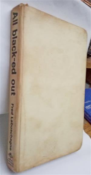 All black-ed out by Fred Labuschagne