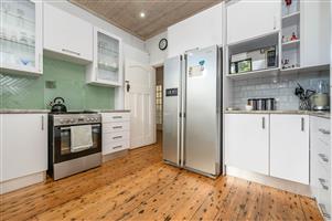 Walmer 5th Avenue Gem with Airbnb-Ready Studio