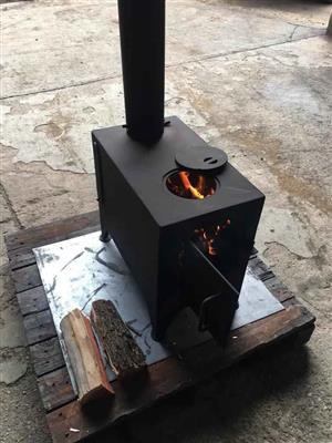 Medium 8kw Bozin's closed combustion fireplaces