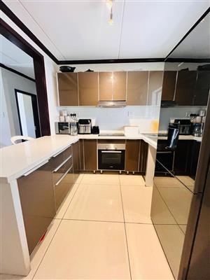 Apartment For Sale in Maroeladal
