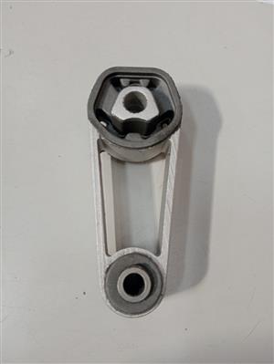 Transmission Mount Parts Renault Kwid 1.0 Rear Gearbox Mounting New For Sale!!